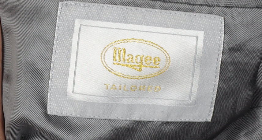 Magee Men's Grey Double-Breasted Wool Blazer Size 40R