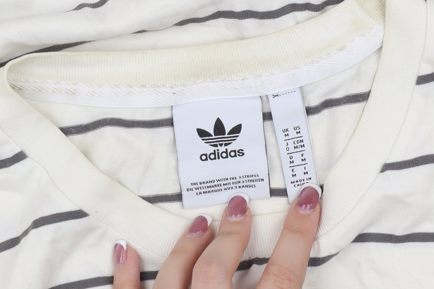 Adidas Men's White Striped Short Sleeve Crew Neck T-Shirt M