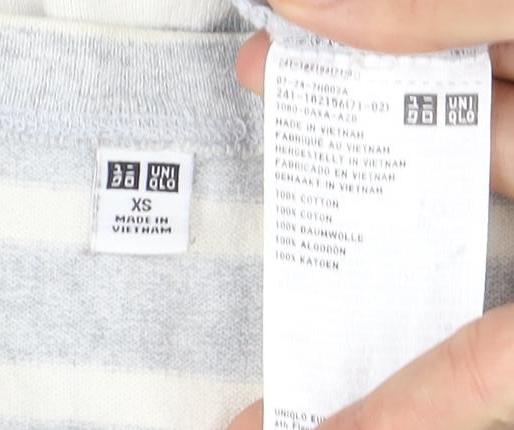Uniqlo Women's Grey XS Striped Long Sleeve T-Shirt
