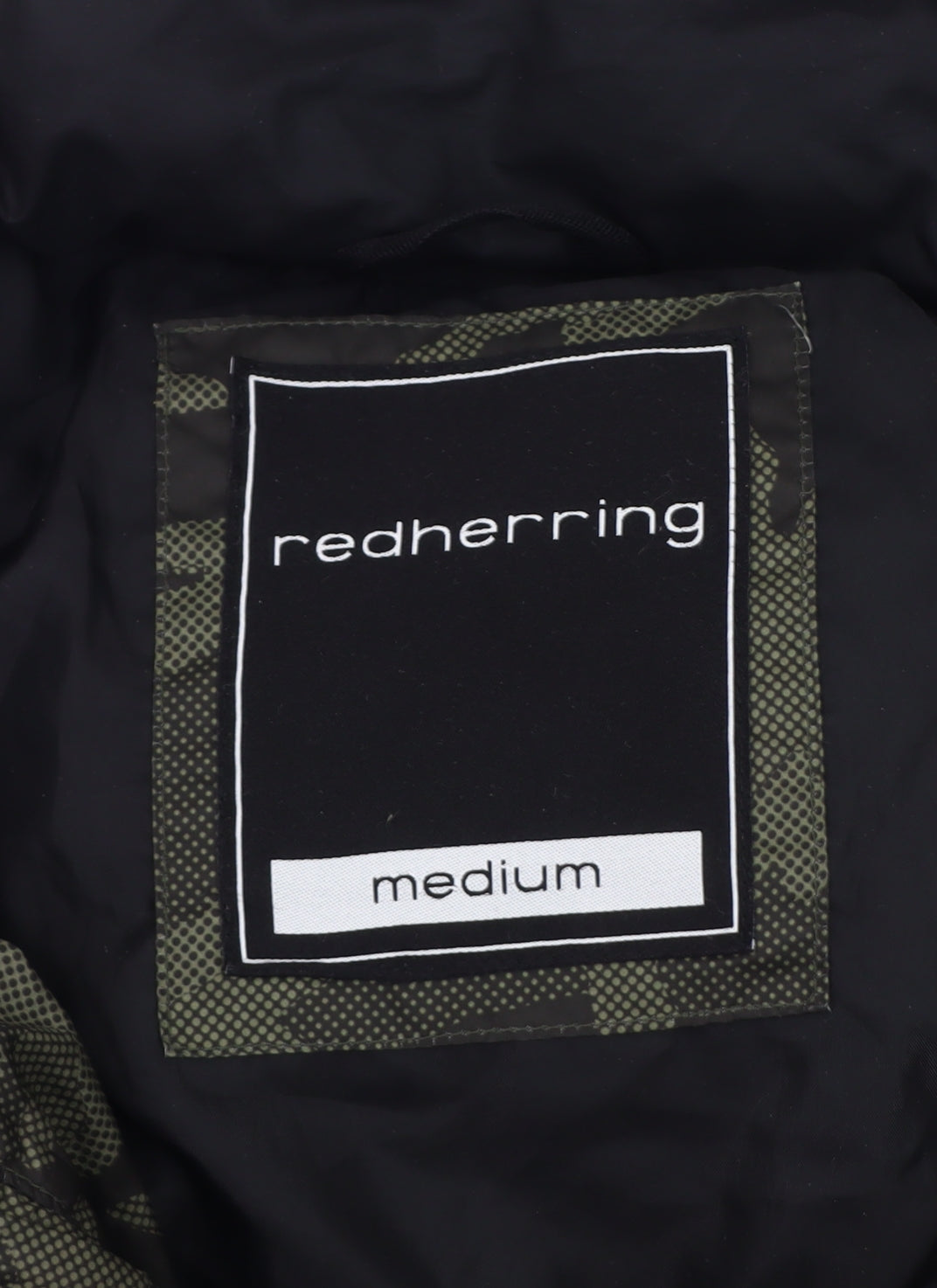 Close-up detail of Red Herring Men's Camouflage Puffer Jacket M