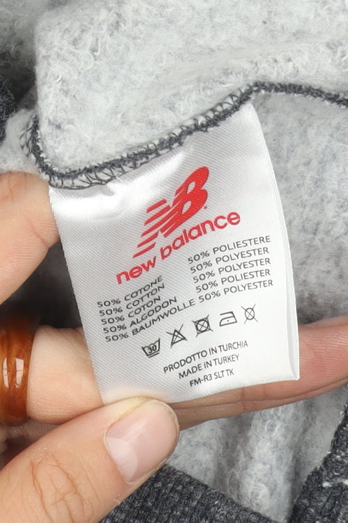 New Balance Women's Grey S Sweatshirt