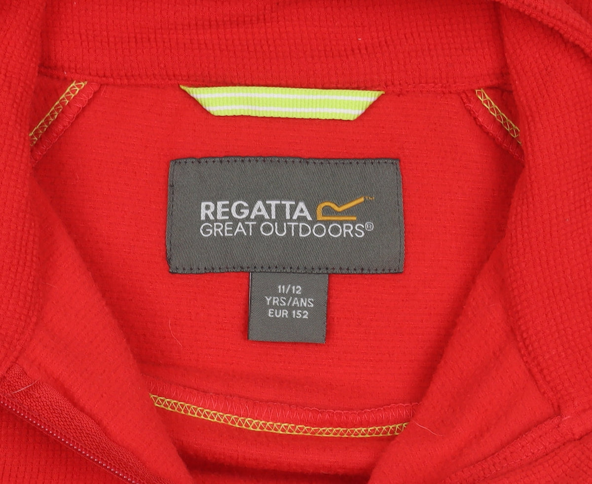 Brand and care label for Regatta girls’ red fleece mid jacket 11-12 yrs