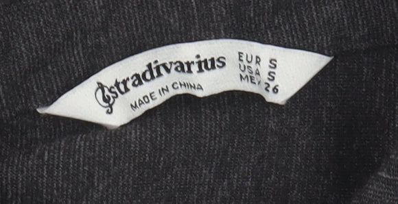 Stradivarius Women's Black Button-Up Shirt S