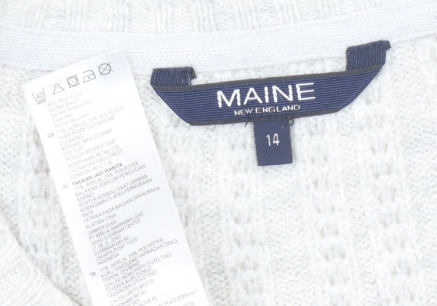 Close-up detail of Maine New England Women's White Cable-Knit jumper, size 14