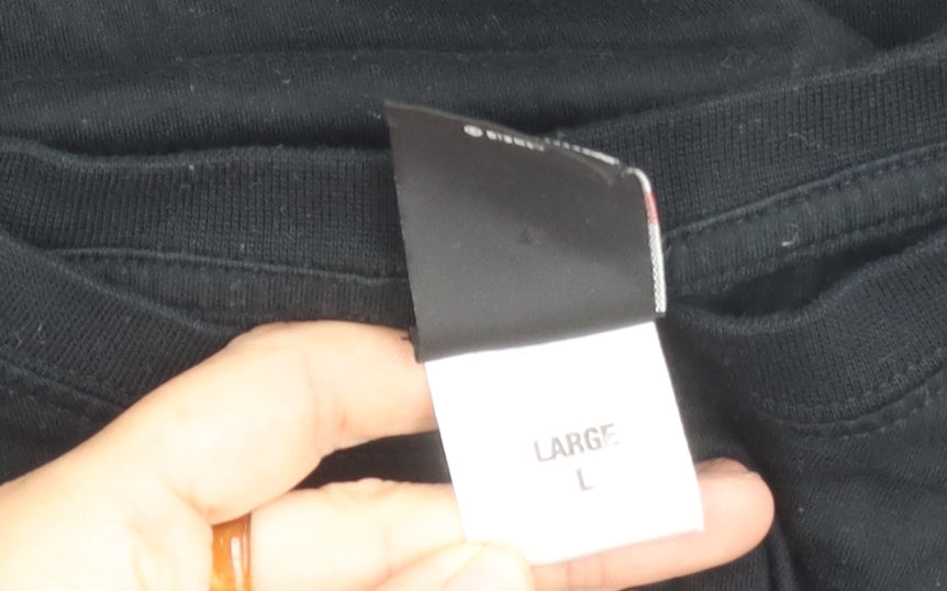 Disney Beauty and the Beast Black L T-Shirt Unisex