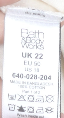 Bath & Body Works Women's Beige Floral T-Shirt Size 22