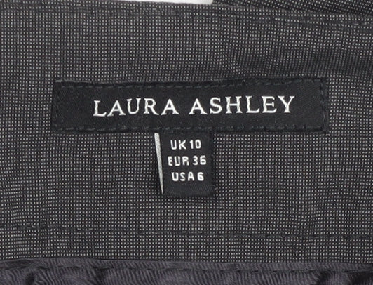 Laura Ashley Women's Black Bermuda Shorts Size 10