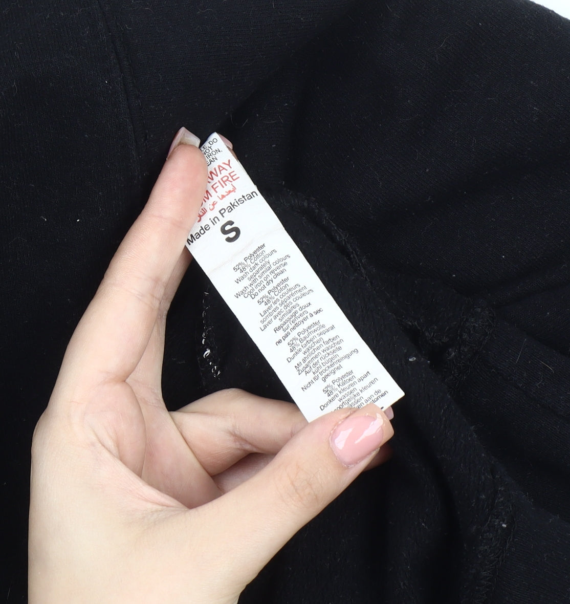 Brand and care label for boohooMAN Men's Black Pullover Hoodie S, Graphic Print