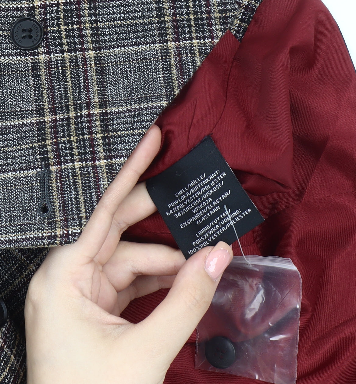 Feraud Men's Check Waistcoat - Black/Grey/Red 38