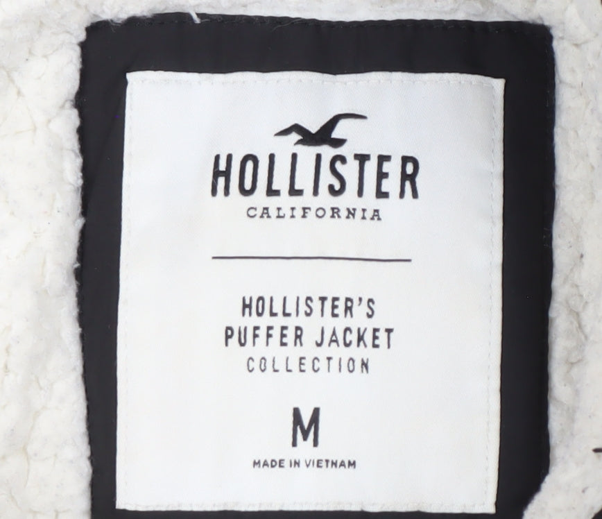 Hollister Women's Black Puffer Jacket Size M