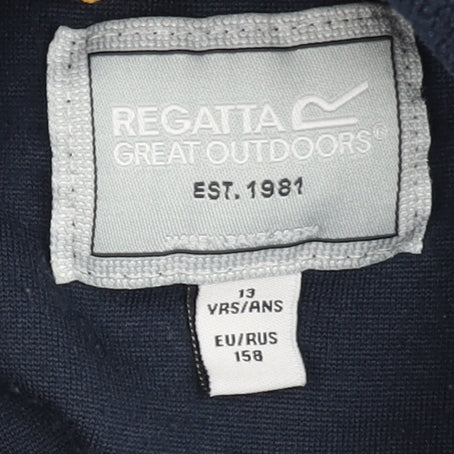 Brand and care label for Regatta boys’ blue fleece pullover sweatshirt, size 13