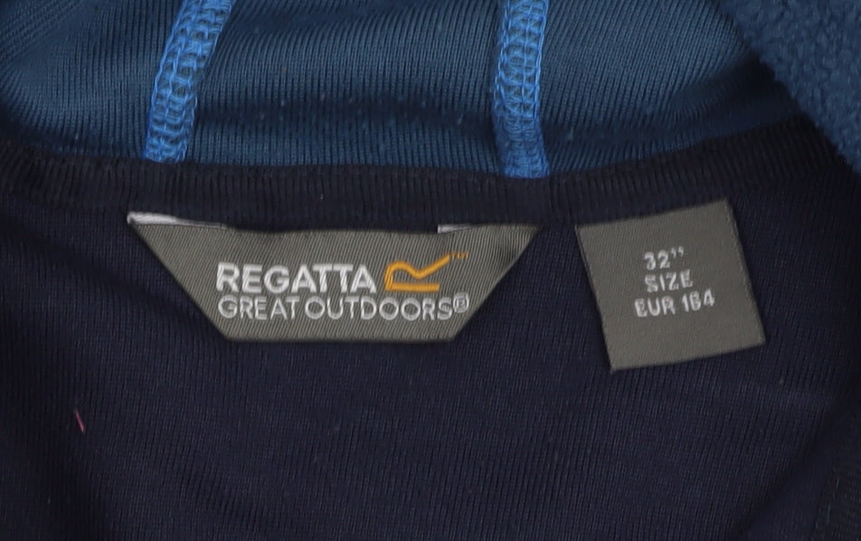 Brand and care label for Regatta boys’ blue hooded jacket -, size 14