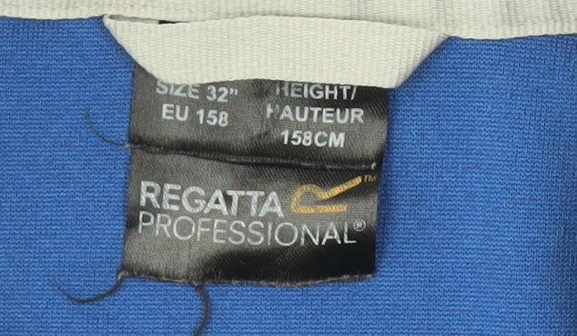 Brand and care label for Regatta boys’ blue track jacket, size 30, full zip