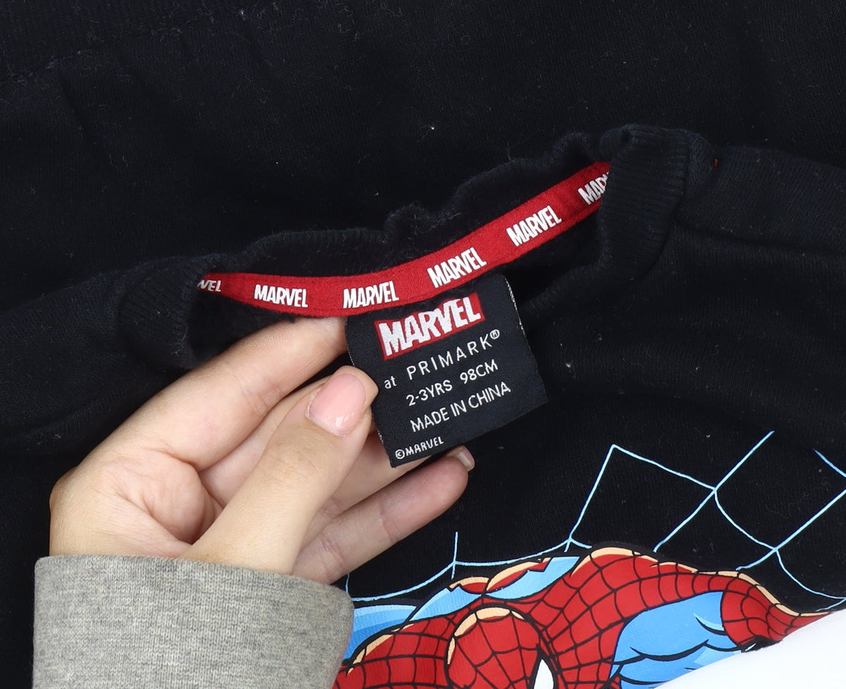 Close-up detail of Marvel Spiderman boys’ black sweatshirt 2-3 years pullover