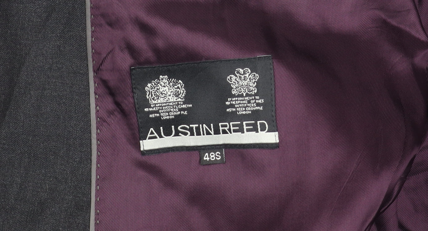 Austin Reed Men's Black Wool Blazer Size 48S