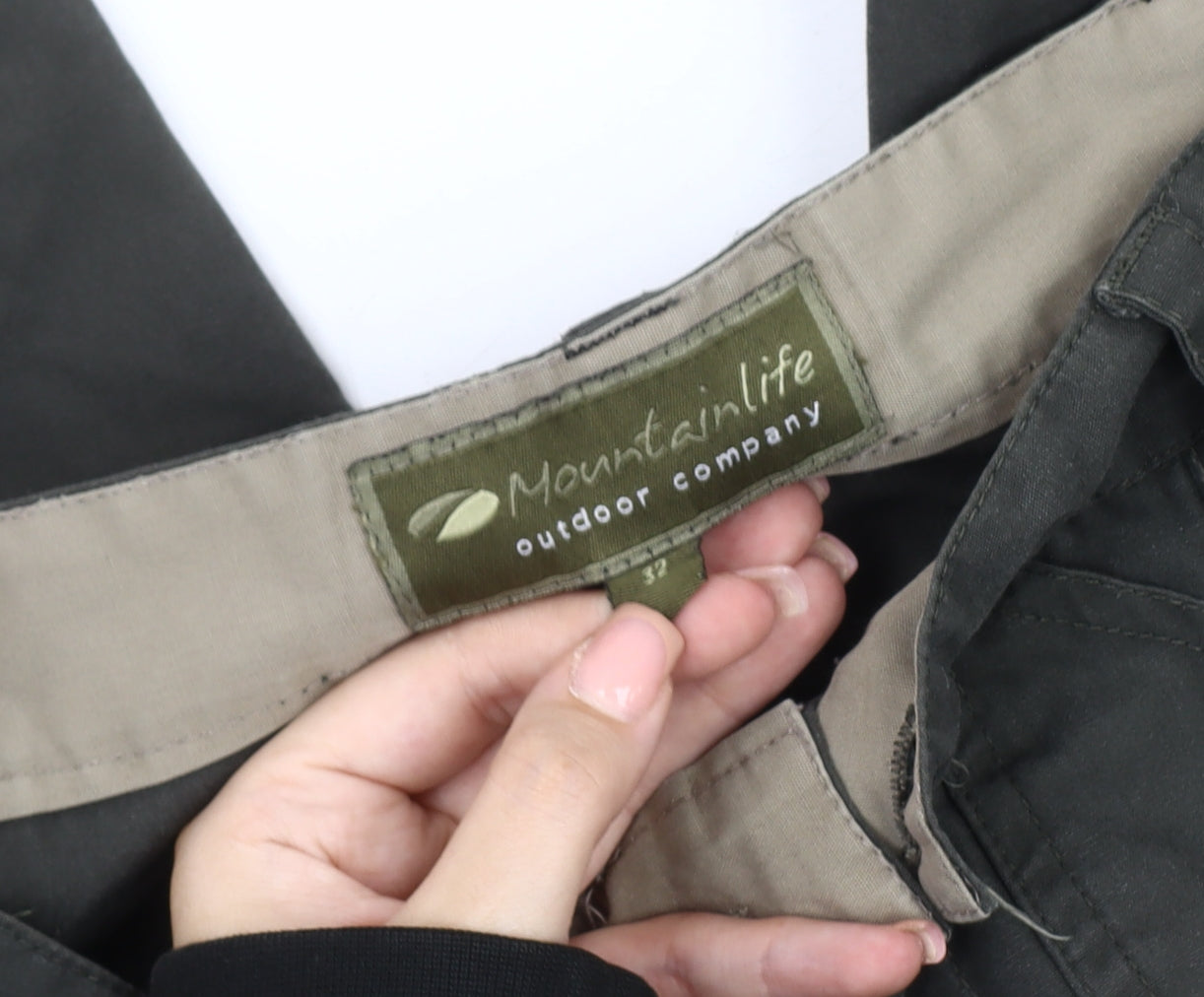 Mountainlife Men's Green Cargo Trousers Size 32