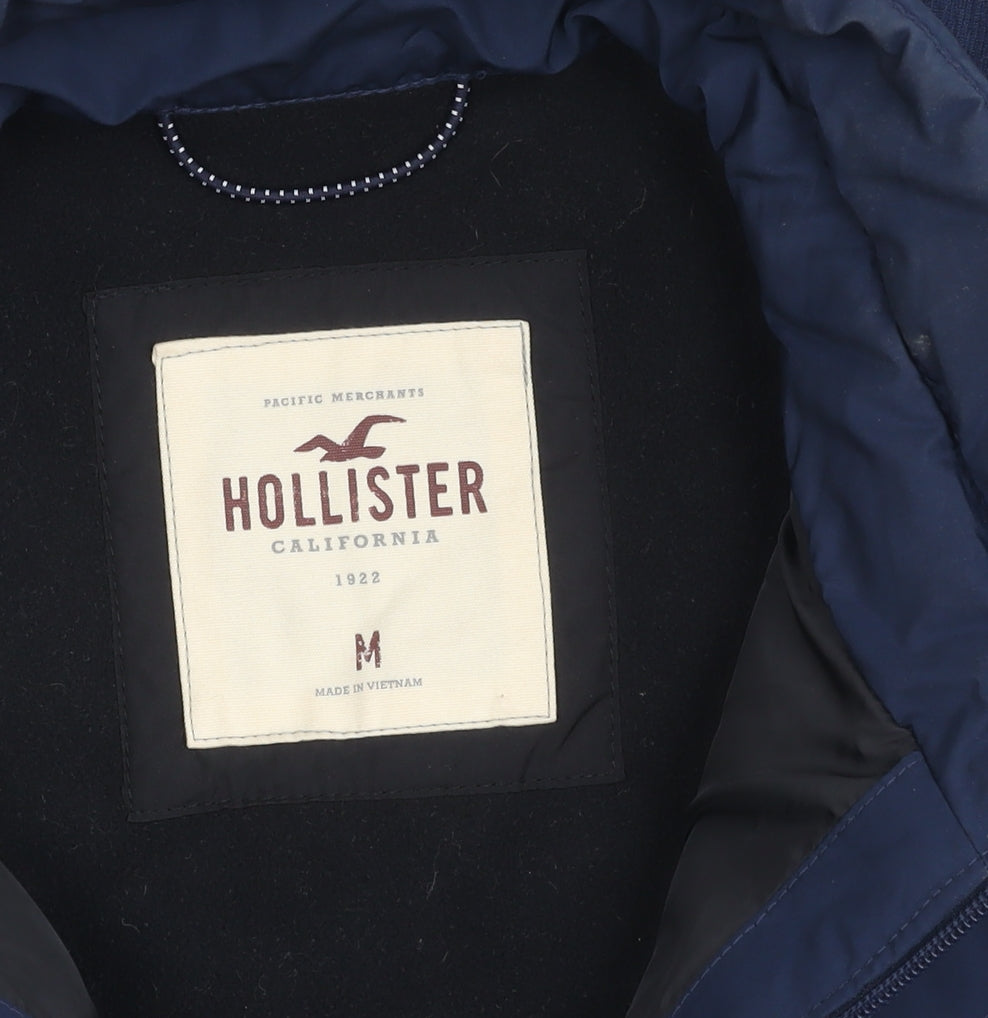 Hollister Women’s Blue Puffer Waistcoat M
