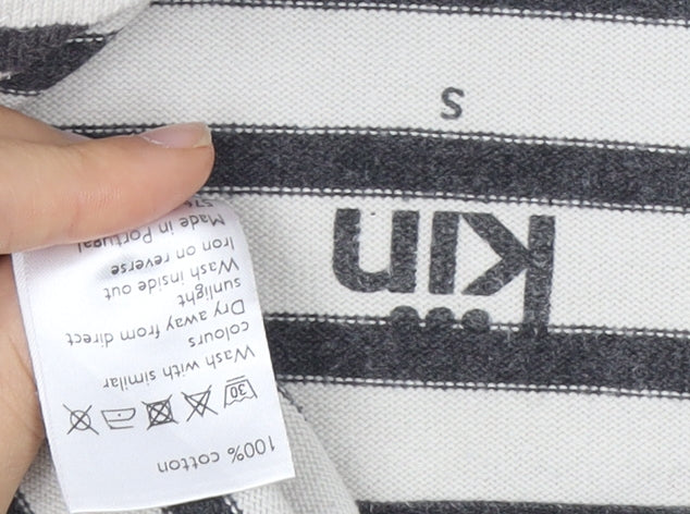 Close-up detail of Kin Women's Black Stripe Pullover Sweatshirt S
