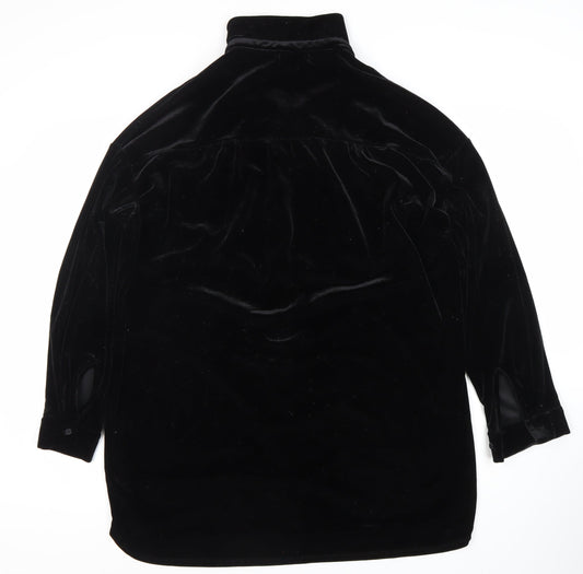 Forever 21 Women's Black Velvet Button-Up Shirt