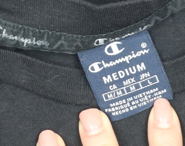 Champion Men's Black Graphic T-Shirt Medium