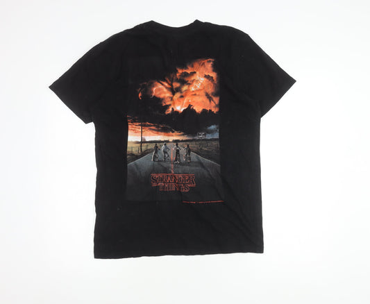 Hollister Men's Black Stranger Things Graphic T-Shirt S