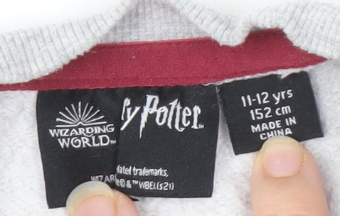 Close-up detail of Harry Potter boys’ grey sweatshirt 11-12 years pullover