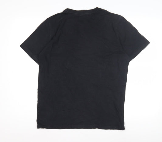 Umbro Men's Black Cotton T-Shirt Size L Logo Accent