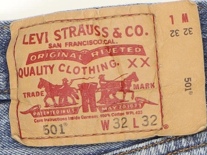 Levi Strauss & Co. Men's Blue Straight Jeans W32 L32