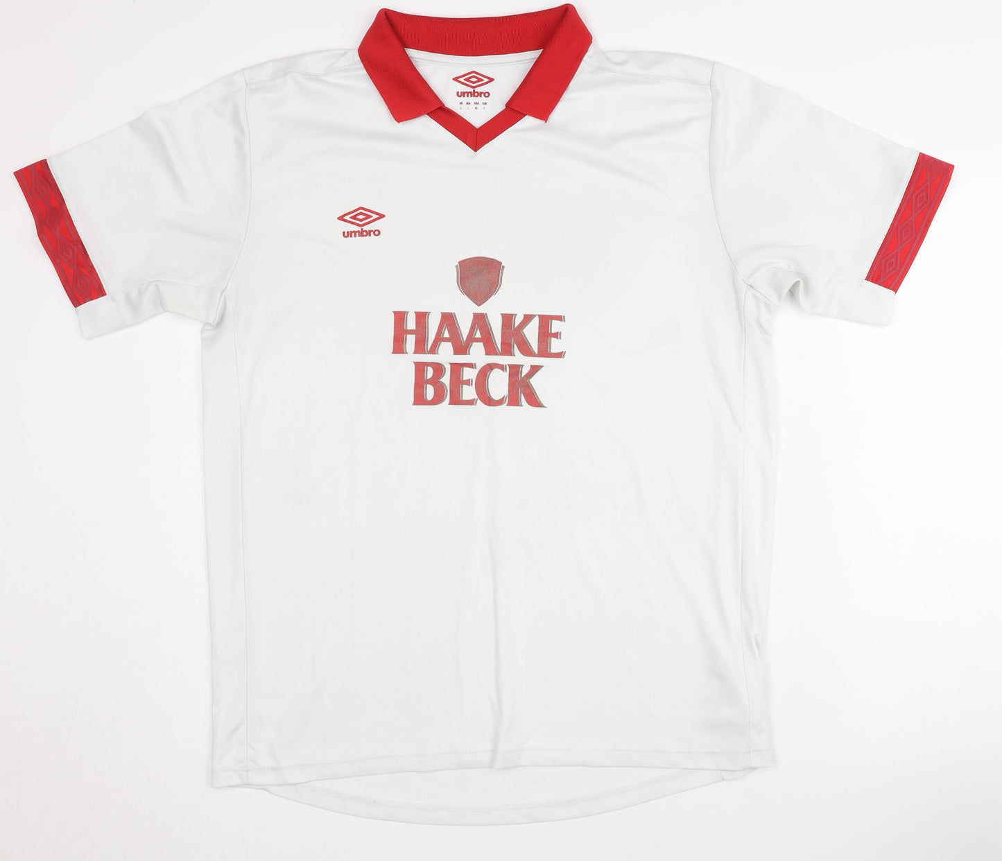 Umbro Men's White Football Jersey Size L