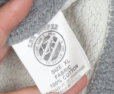 Close-up detail of Lee Cooper Men's Grey XL Pullover Hoodie