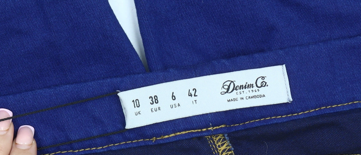 Close-up detail of Denim Co. Women's Blue Skinny Jeans, size 10