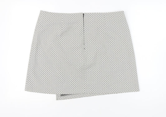 New Look Women's Black White Geometric Knee Skirt Size 18