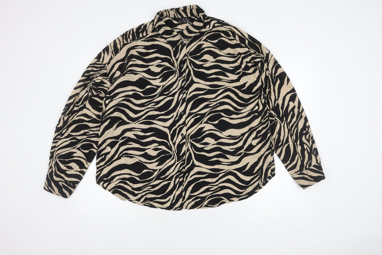 Vero Moda Women's Black Animal Print Button-Up Shirt XL