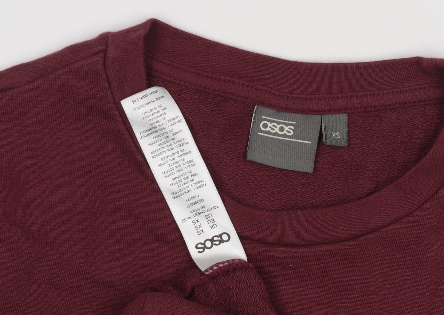 Close-up detail of ASOS Men's Multicoloured XS Crew Neck Sweatshirt