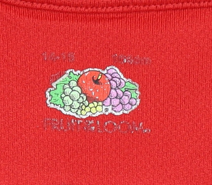 Brand and care label for Fruit of the Loom boys’ red crew neck t-shirt l
