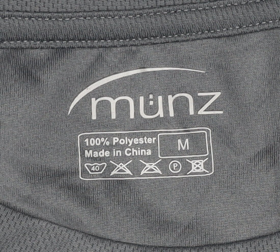 Close-up detail of Munz Men's Grey Running T-Shirt, size M, Crew Neck