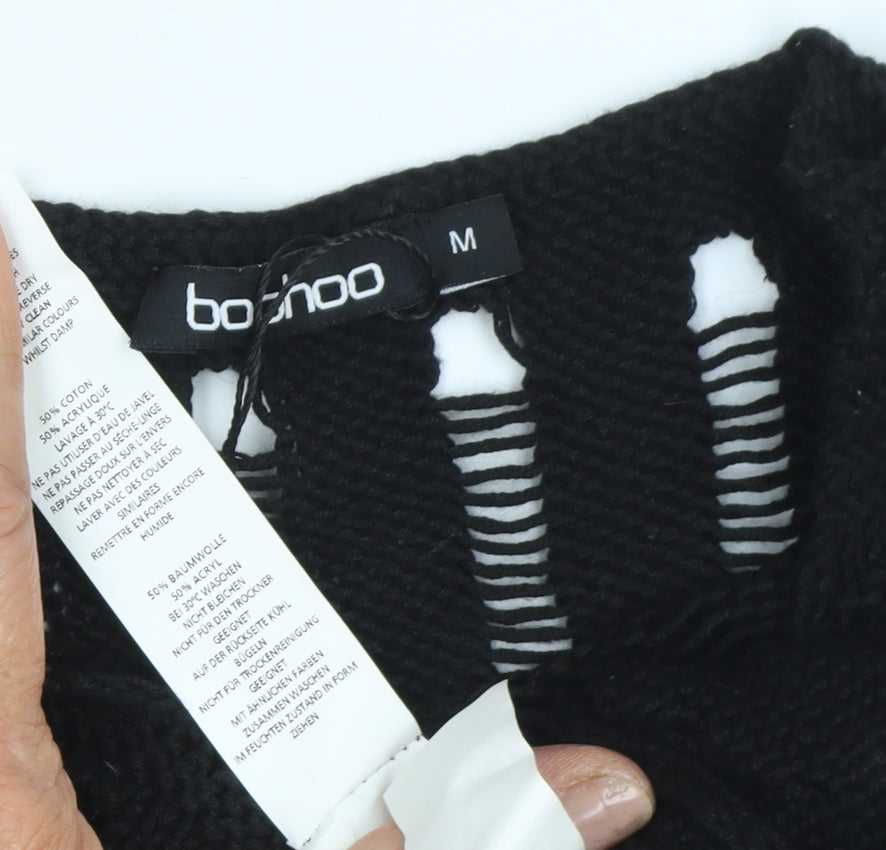 Close-up detail of Boohoo Women's Black Fringe Vest - M - Casual Knit Style