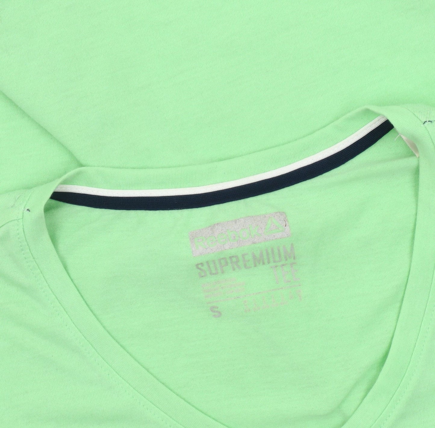 Reebok Women's Green V-Neck T-Shirt S - Gym Essentials