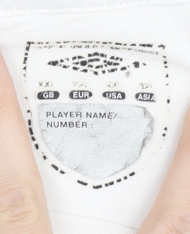 Brand and care label for Umbro Men's White Long Sleeve Pullover XXL Top