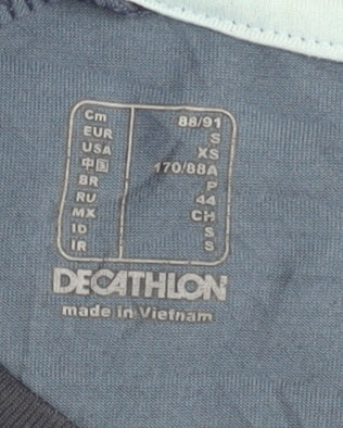 Close-up detail of Decathlon Men's Blue Athletic T-Shirt, size S