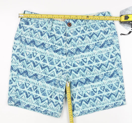 Hollister Men's Blue Aztec Chino Shorts Size 30