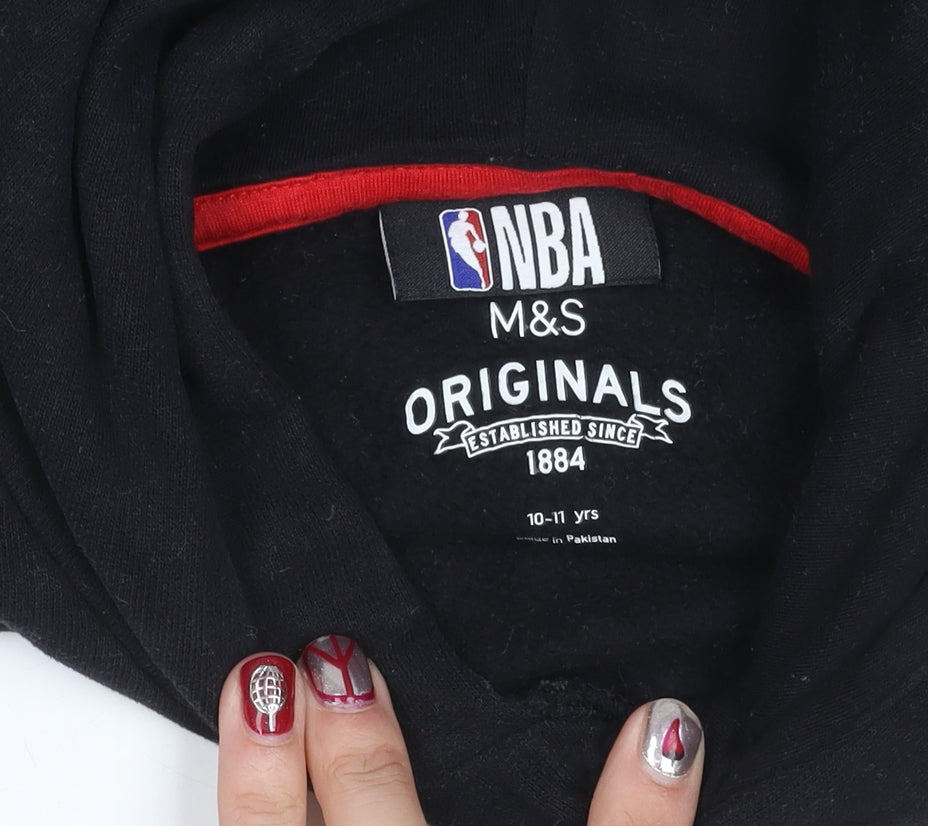 Marks and Spencer Boys Black Chicago Bulls NBA Pullover Hoodie 10-11 Years