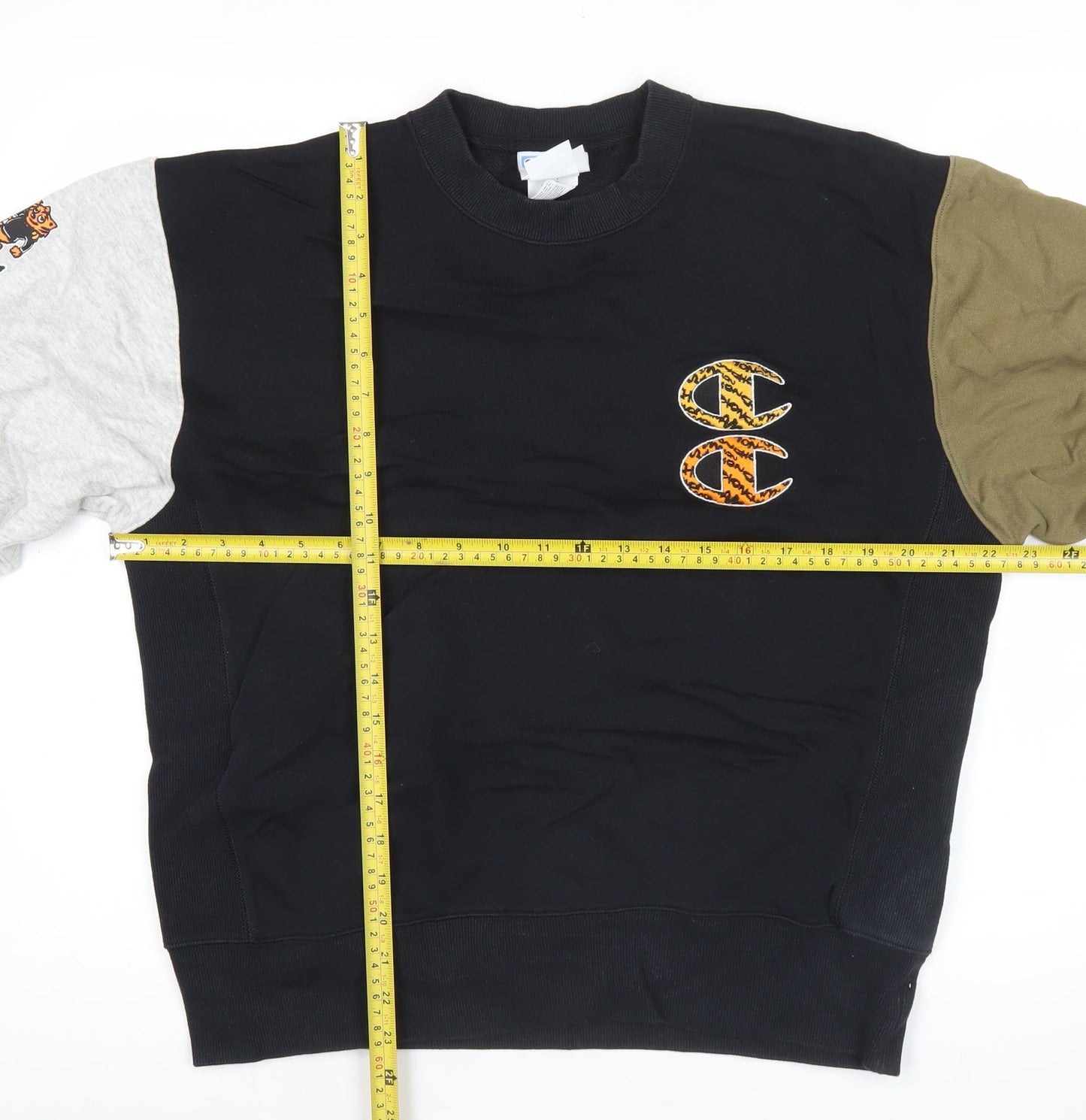 Champion Men’s Black Green Grey Sweatshirt Medium Embroidered Logo