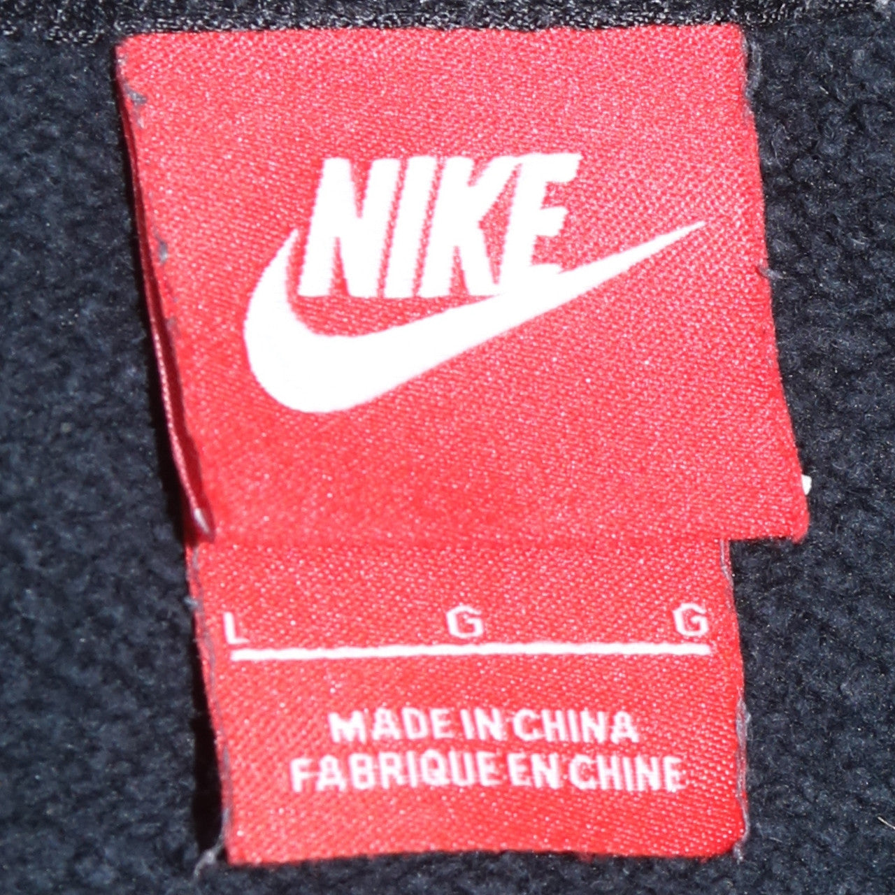 Nike Mens Black Pullover Hoodie L Logo Pocket Fleece Hooded Sweatshirt