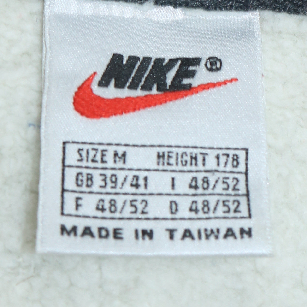 Nike Men’s White Pullover Sweatshirt Mock Neck 1/4 Zip M Regular Fit