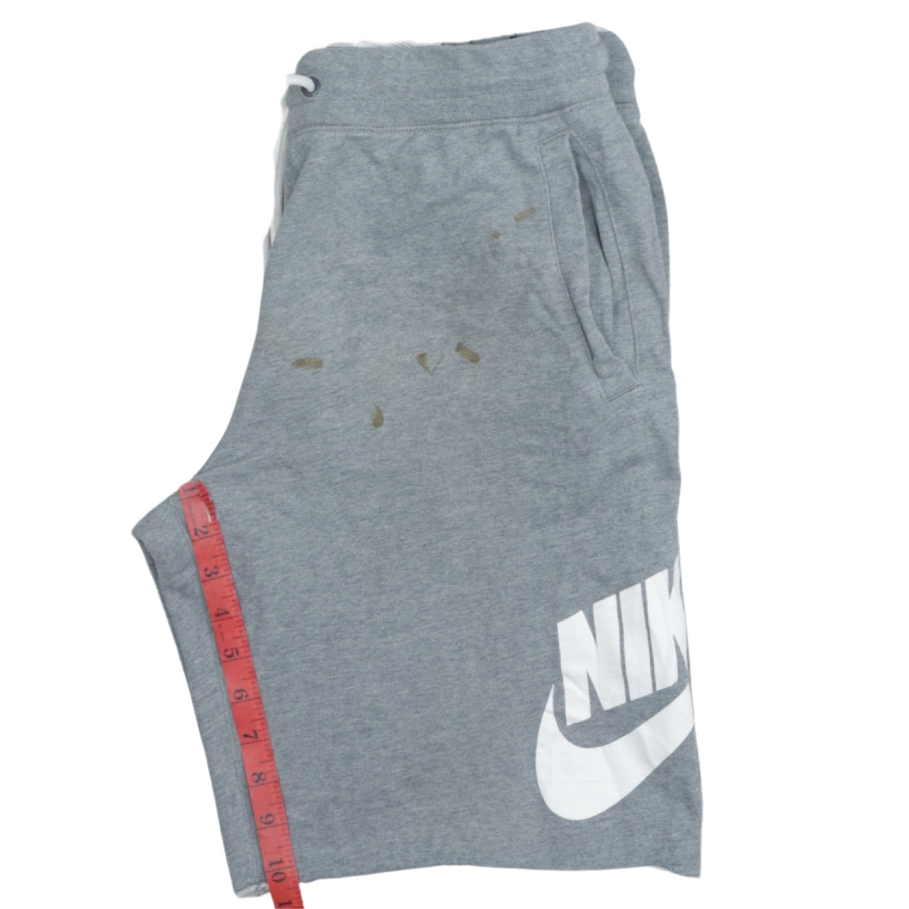 Nike Men’s Grey Sweat Shorts M Regular Fit Elastic Waist Pockets