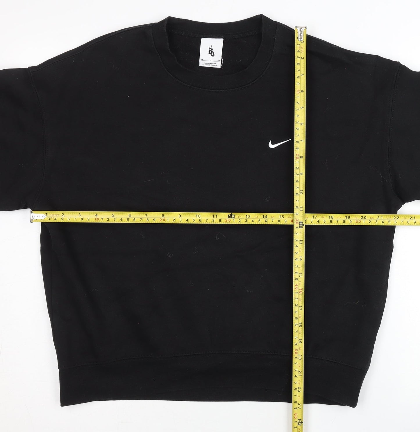 Nike Women’s Black M Pullover Crew Neck Logo Sweatshirt