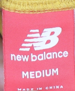 New Balance Mens Yellow Crew Neck Sweatshirt Medium Pullover