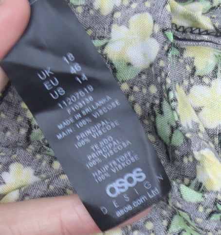 ASOS Women’s Black Floral Viscose Cropped Blouse Size 18