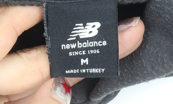New Balance Mens Black Pullover Hoodie Size M Long Sleeve Graphic